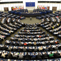 strasburgo-parlamento-ue_EPA-tlf_258